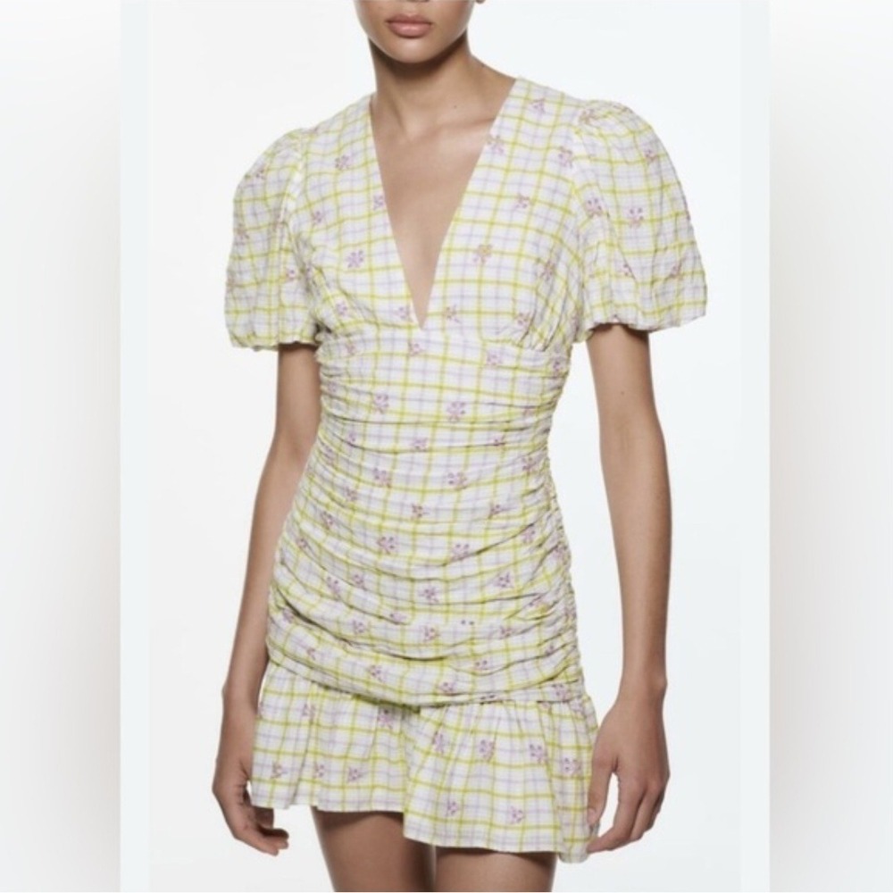 NWT Zara Womens Ruched Gingham Prarie Mini Dress Floral Embroidery Size M
